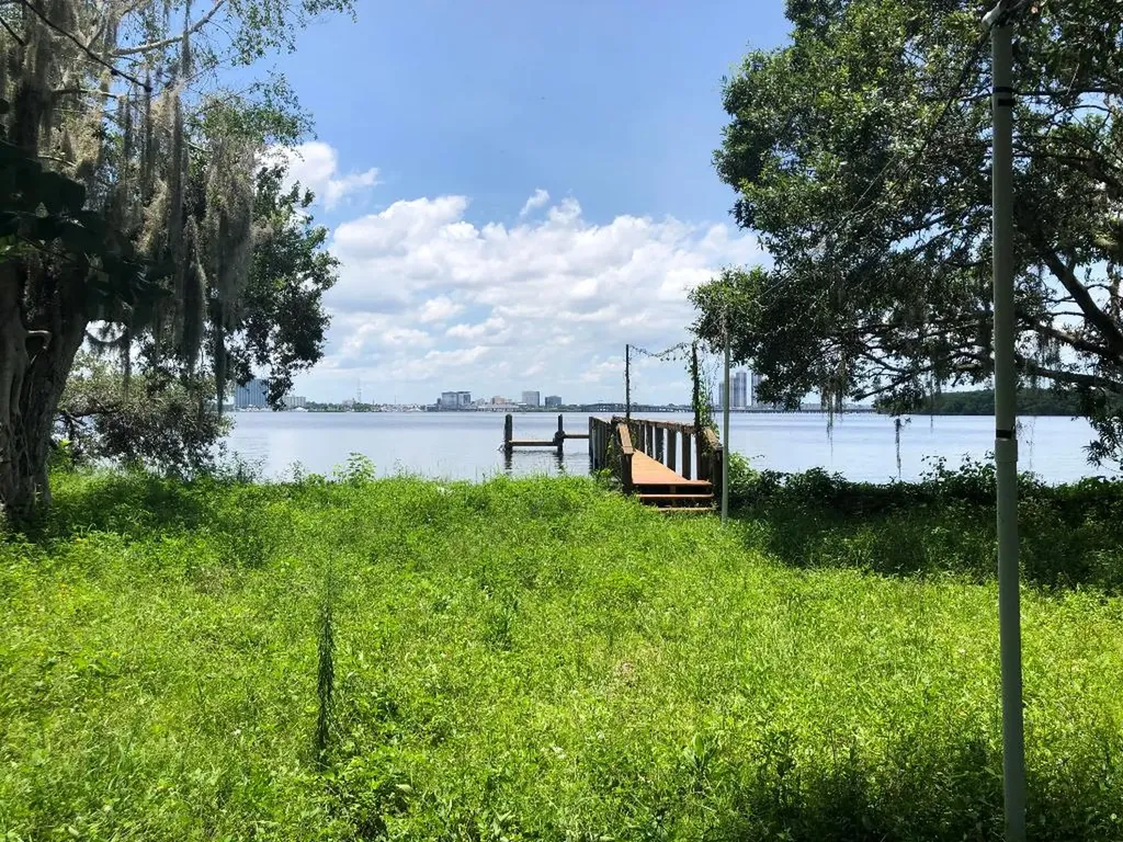67 W North Shore Avenue North Fort Myers FL 33903