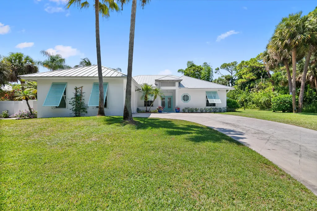 8523 SE Wilkes Place Hobe Sound FL 33455
