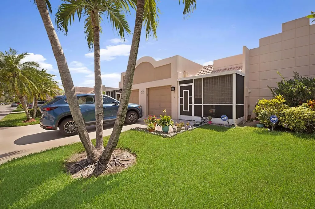 18731 Stewart Circle Boca Raton FL 33496