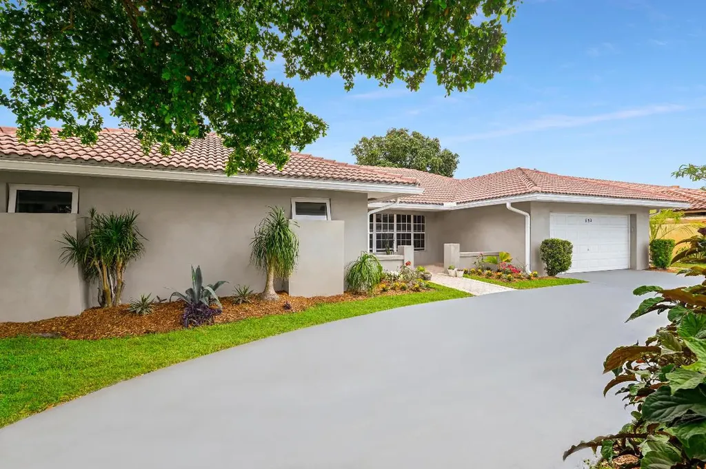 850 NW 15th Avenue Boca Raton FL 33486