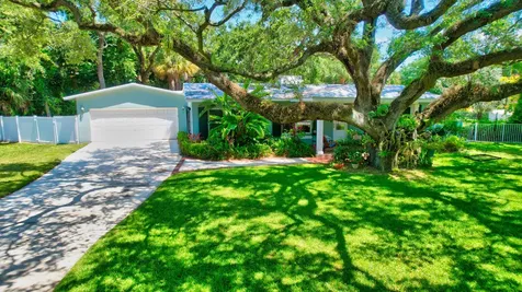 1001 SW 21st Street Boca Raton FL 33486