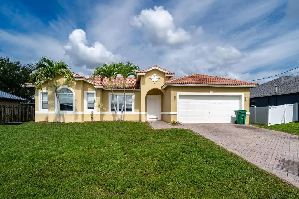 3126 SW Fambrough Street Port St Lucie FL 34953