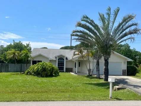 5607 Paleo Pines Circle Fort Pierce FL 34951