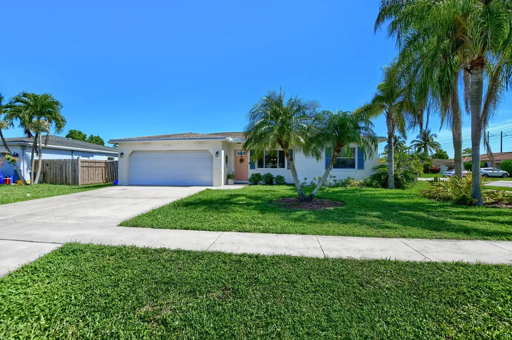 11101 Median Street Boca Raton FL 33428