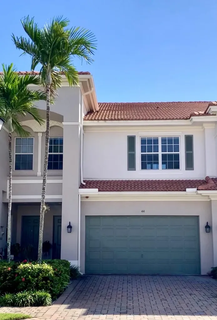 44 Lancaster Road Boynton Beach FL 33426