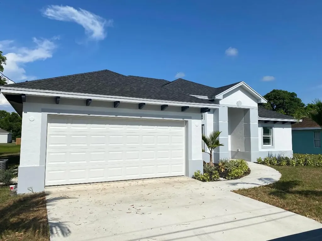 2531 SE Rock Springs Drive Port St Lucie FL 34952