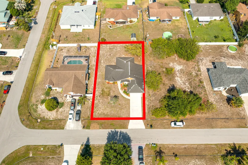 3586 SW Pumpkin Street Port St Lucie FL 34953