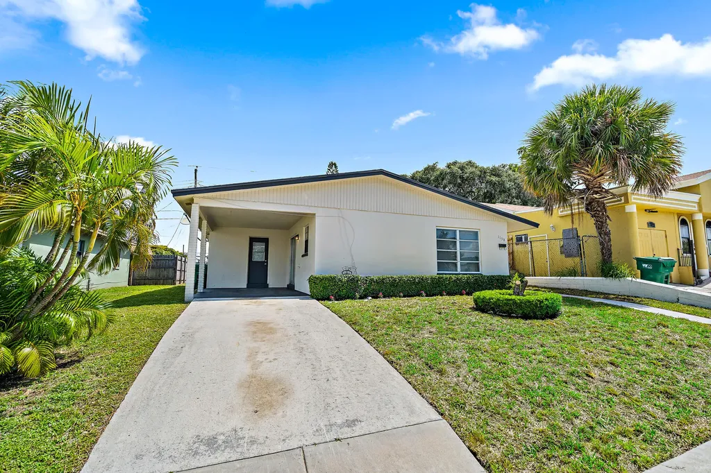 1138 W 25th Street Riviera Beach FL 33404