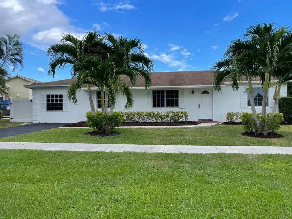 19480 Dakota Court Boca Raton FL 33434