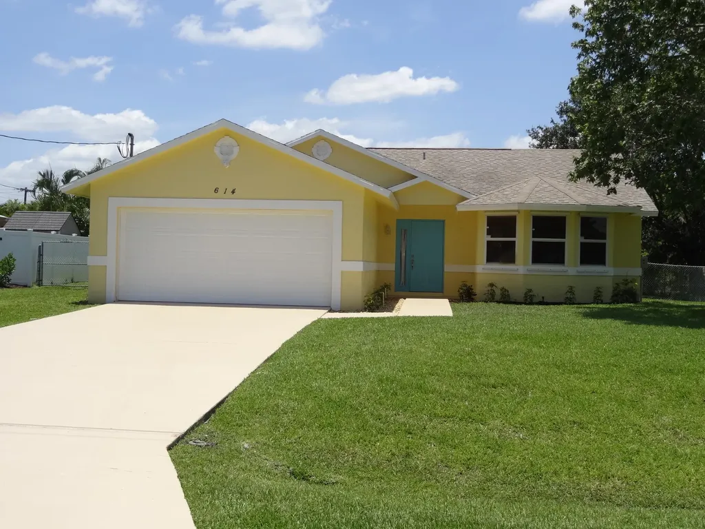 614 NW Treemont Avenue Port St Lucie FL 34983