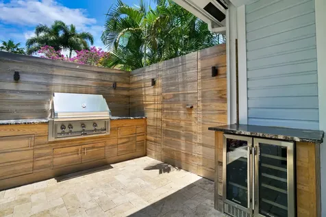 24 NE 12th Street Delray Beach FL 33444