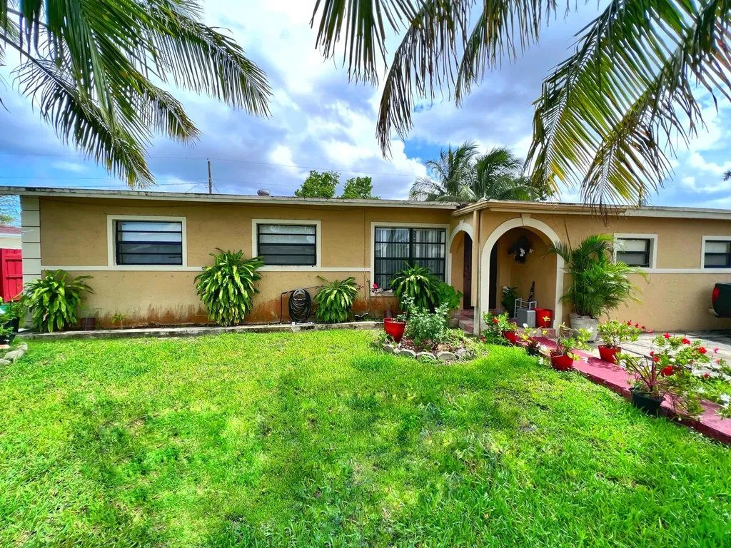 11820 SW 187th Street Miami FL 33177