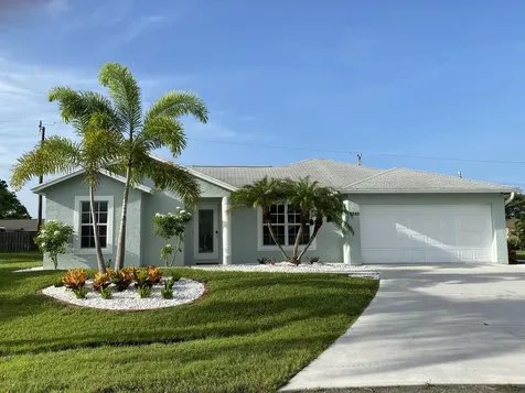 2522 SE Hilltop Court Port St Lucie FL 34952