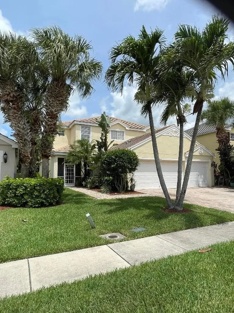 244 Kensington Way Royal Palm Beach FL 33414