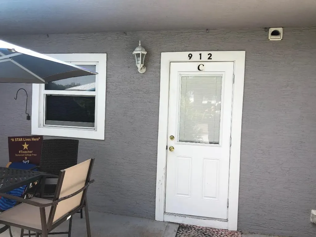 912 Shorewinds Drive Hutchinson Island FL 34949
