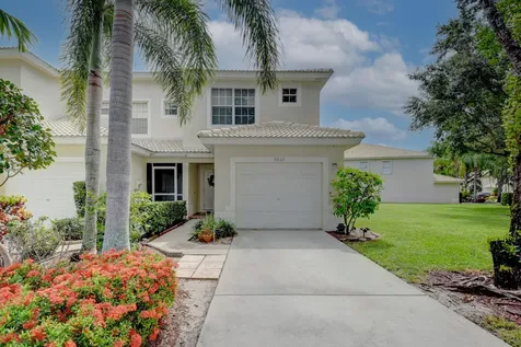 9927 Lago Drive Boynton Beach FL 33472