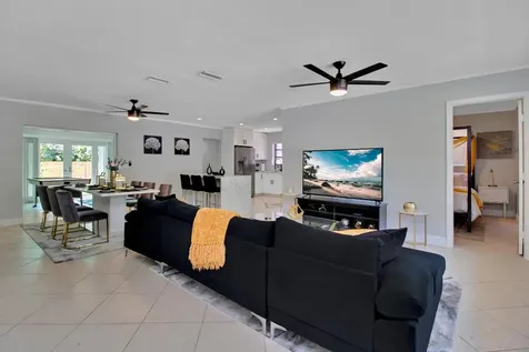 924 Johnson Street Hollywood FL 33019