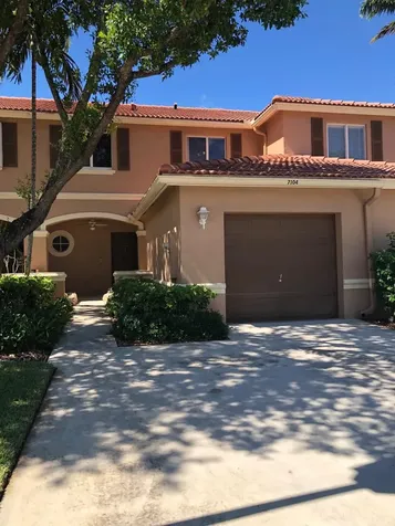 7104 Hawks Nest Terrace Riviera Beach FL 33407