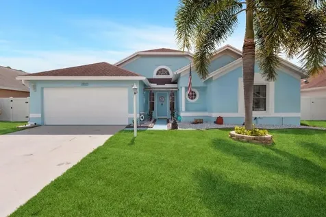 81 Maple Lane Boynton Beach FL 33436