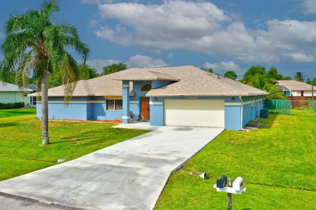 2048 SE Harding Street Port St Lucie FL 34952