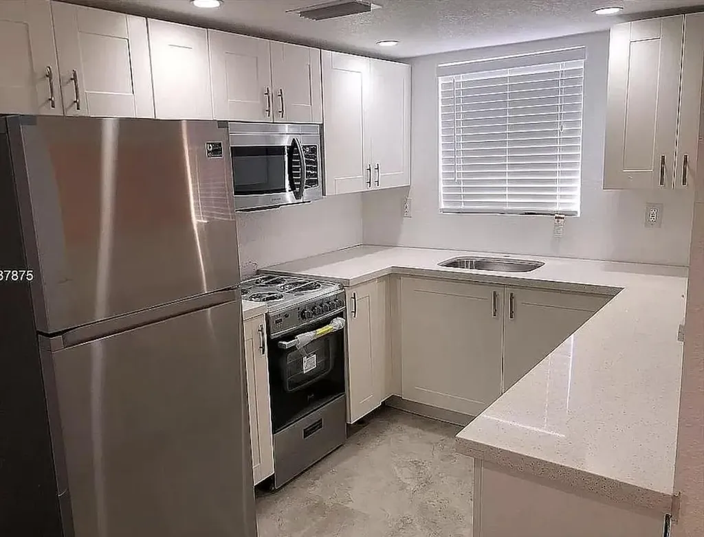 3010 SW 25th Street Miami FL 33133