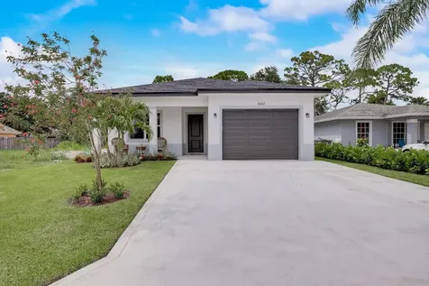 6661 2nd Street Jupiter FL 33458