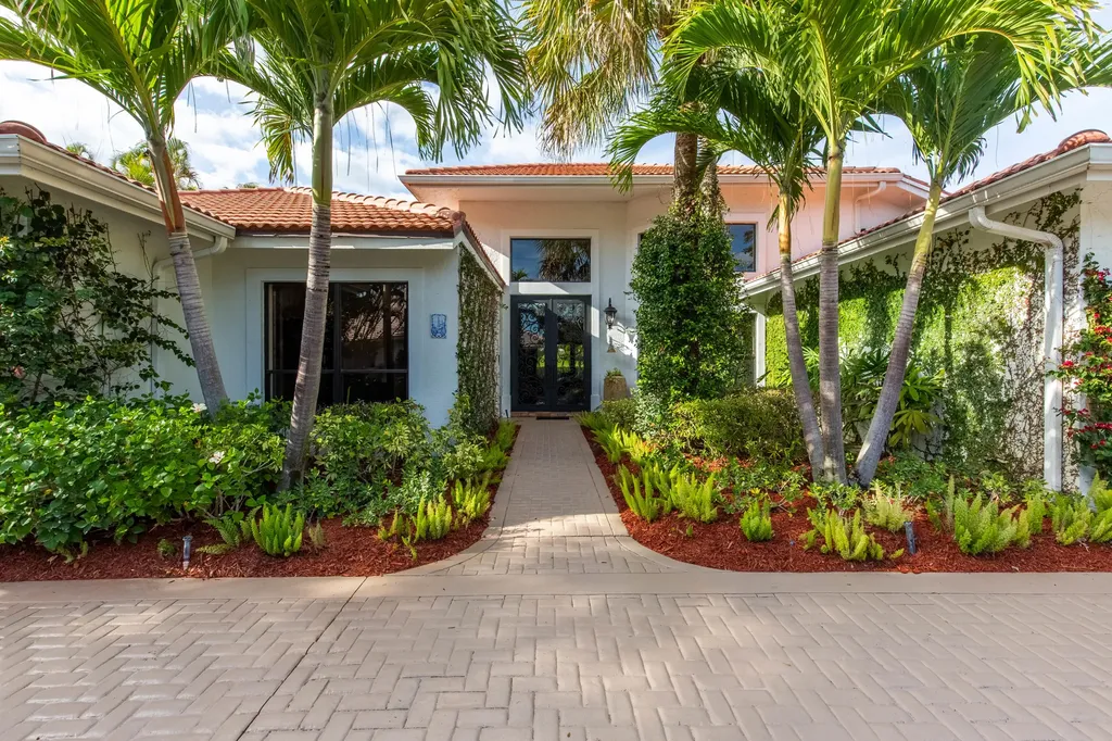 12124 Longwood Green Drive Wellington FL 33414
