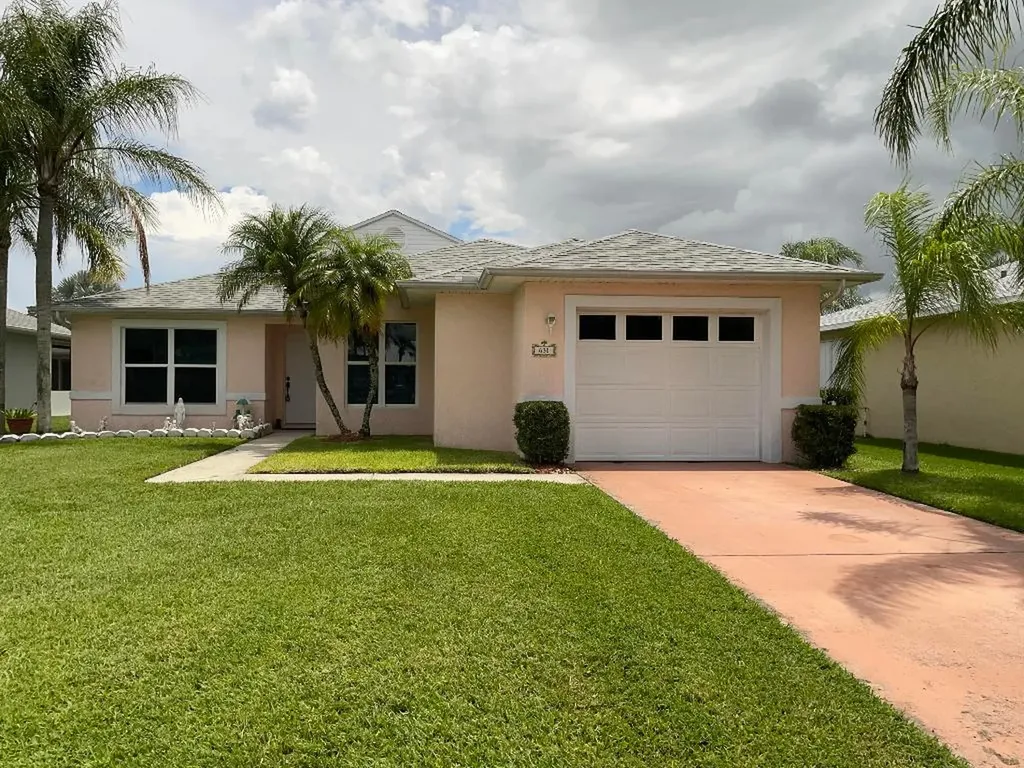 631 Paurotis Lane Fort Pierce FL 34982