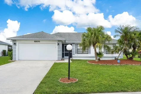 8800 Sand Lake Court Lake Worth FL 33467