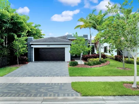 10695 Waves Way Parkland FL 33076