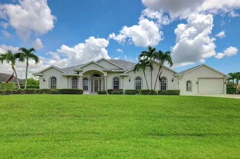 117 SW Sebring Circle Port St Lucie FL 34953