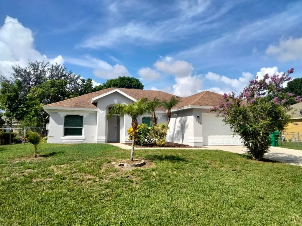 1045 SW Adventure Lane Port St Lucie FL 34953