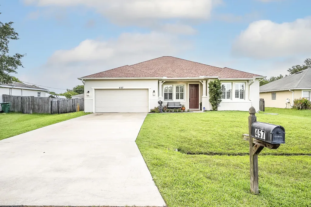 457 SW Dolores Avenue Port St Lucie FL 34983