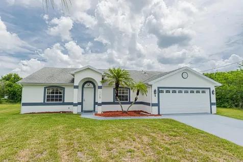 1113 SW Khan Drive Port St Lucie FL 34953