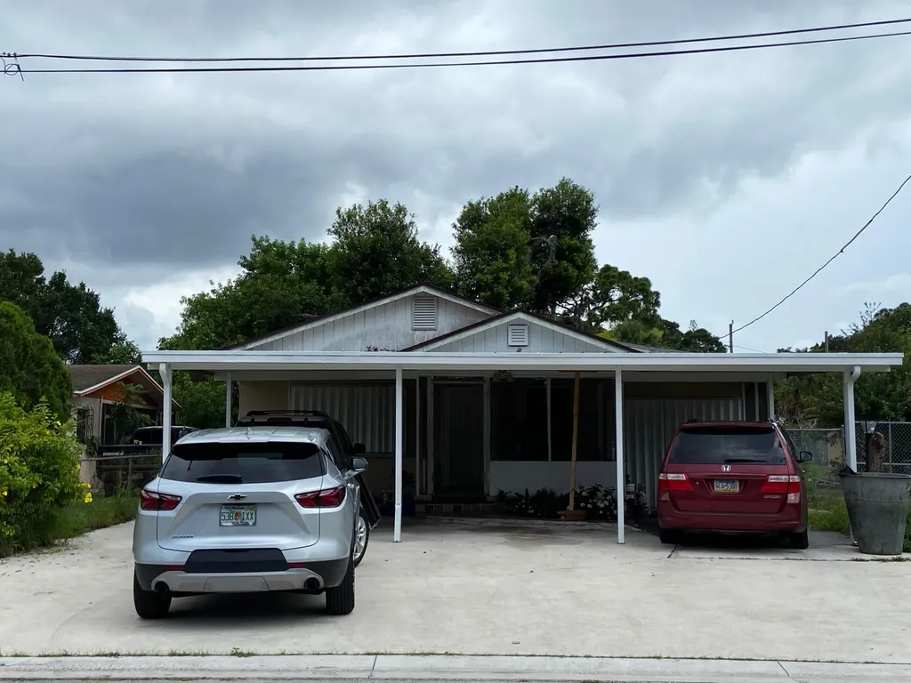 2511 Avenue H Fort Pierce FL 34947