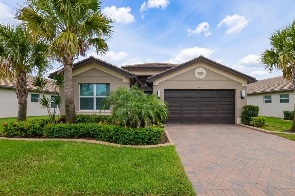 11622 SW Hawkins Terrace Port St Lucie FL 34987