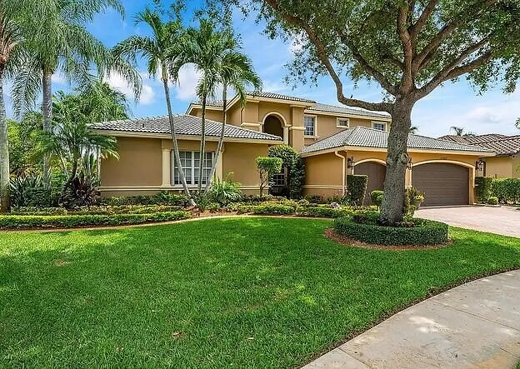 15999 SW 3rd Street Pembroke Pines FL 33027