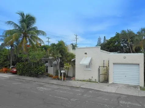 703 N B Street Lake Worth Beach FL 33460