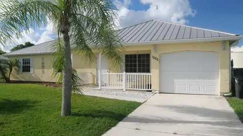 1562 SE Arenson Lane Port St Lucie FL 34952