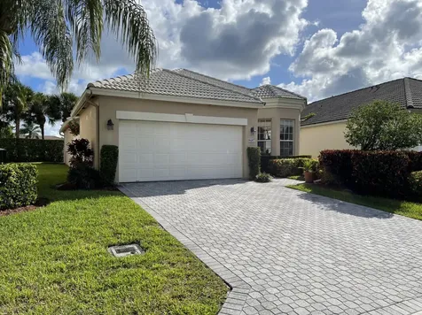 8487 Via D Oro Boca Raton FL 33433