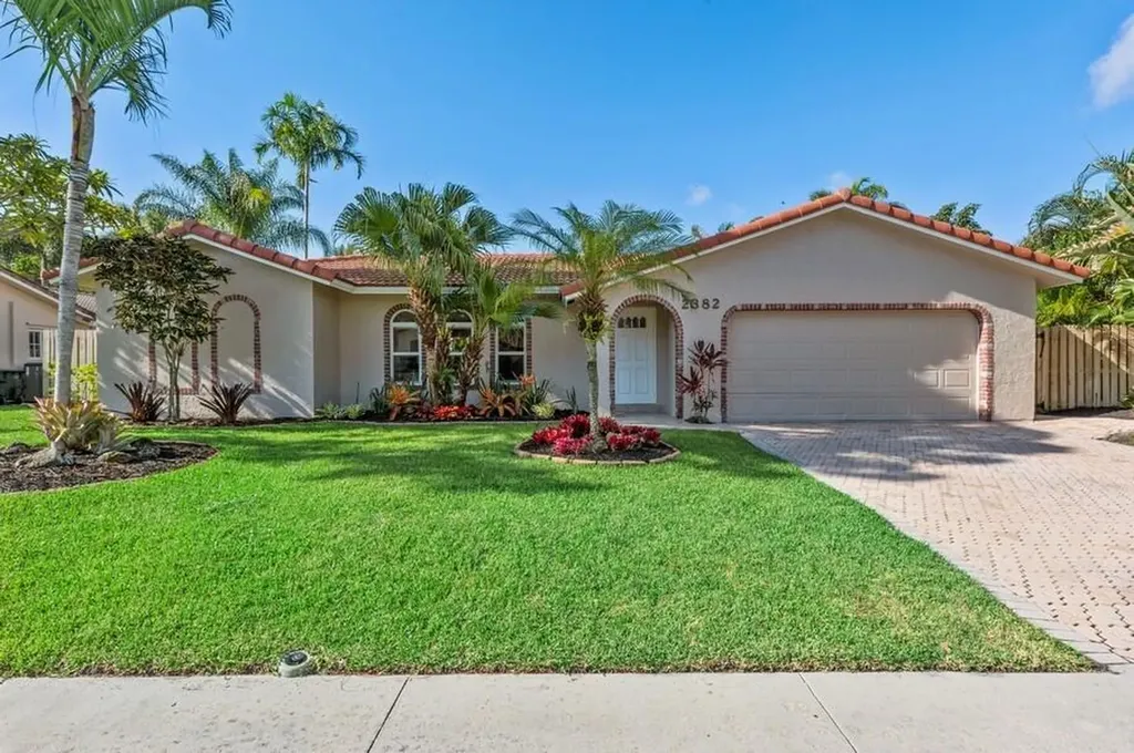 2382 NW 30th Road Boca Raton FL 33431