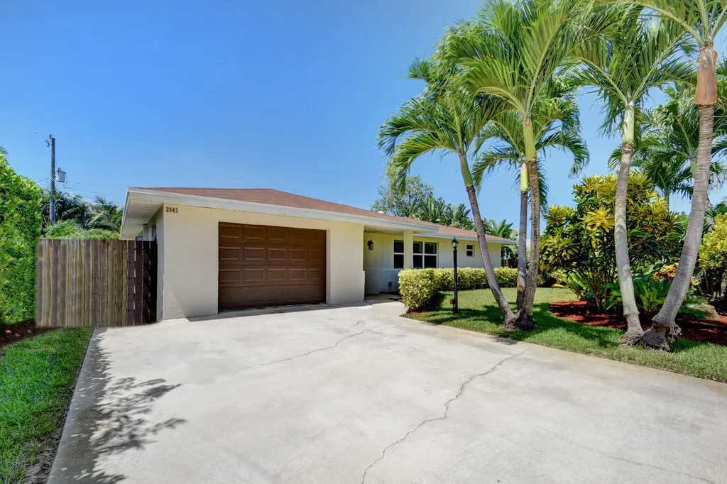 2843 Worcester Road Lake Worth FL 33462