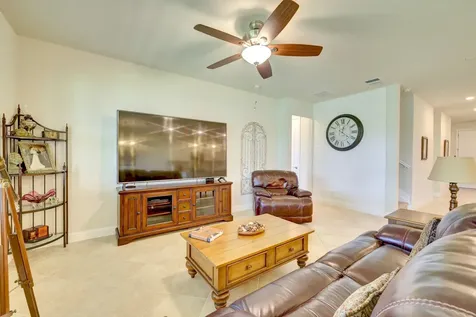 490 SE Vallarta Drive Port St Lucie FL 34984
