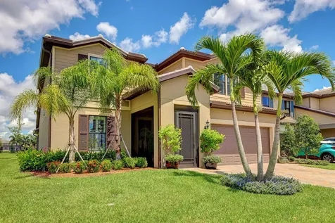 490 SE Vallarta Drive Port St Lucie FL 34984