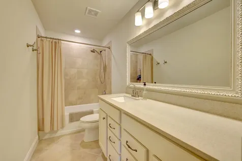 490 SE Vallarta Drive Port St Lucie FL 34984