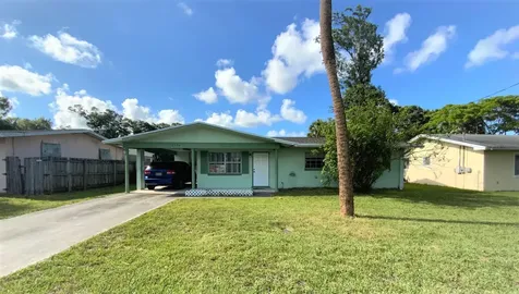 2304 Georgia Avenue Fort Pierce FL 34950