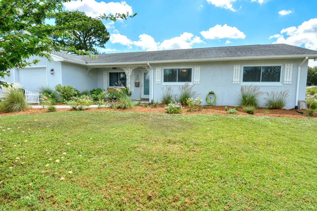 891 SE Degan Drive Port St Lucie FL 34983