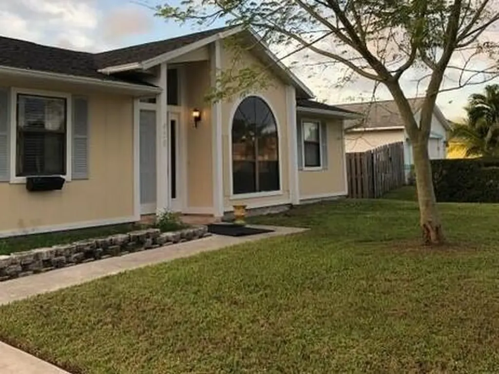 458 SE Cork Road Port St Lucie FL 34984