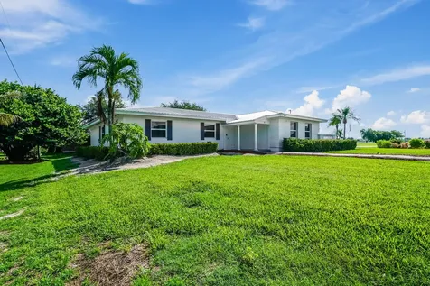 333 SE Avenue I Belle Glade FL 33430