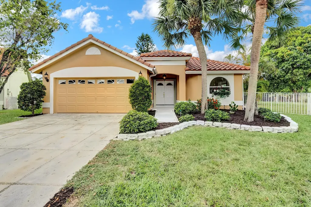 18287 Fresh Lake Way Boca Raton FL 33498